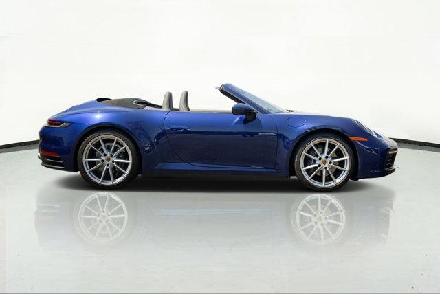 2021 porsche 911 carrera
