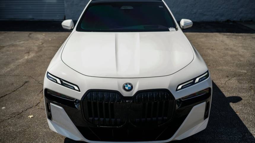 2023 bmw 7 series 740i
