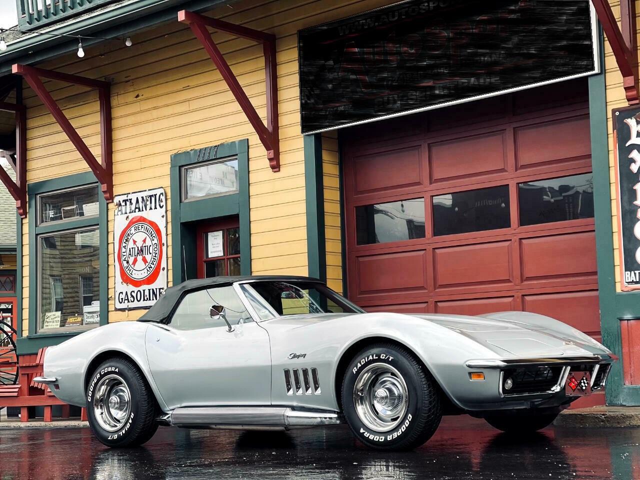 1969 chevrolet corvette silver american muscle car