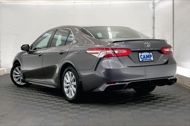 2020 toyota camry se