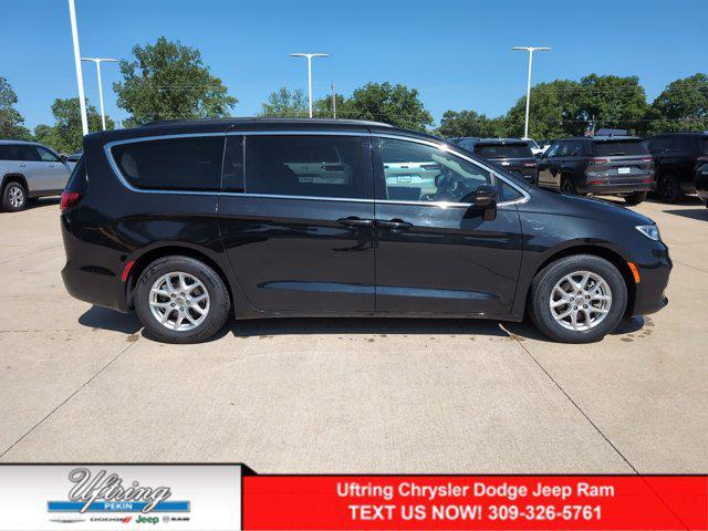 2022 chrysler pacifica touring l