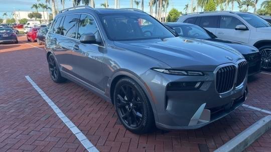 2023 BMW X7