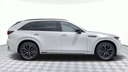 2025 Mazda CX-70