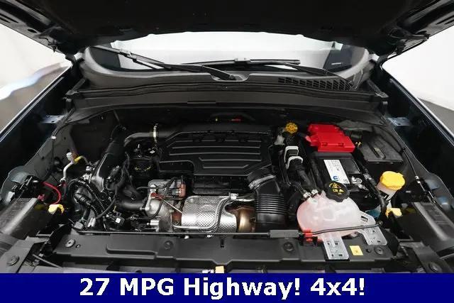 2023 jeep renegade trailhawk 4x4