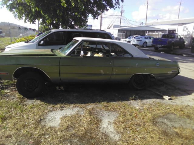 2 cars 1973 dodge dart has 318 automatic & a 1971 swinger body mopar 71 72 73