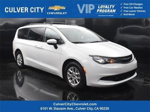 2021 chrysler voyager