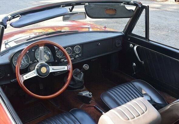 1966 alfa romeo duetto convertible limited production rare 6799 kms on engine