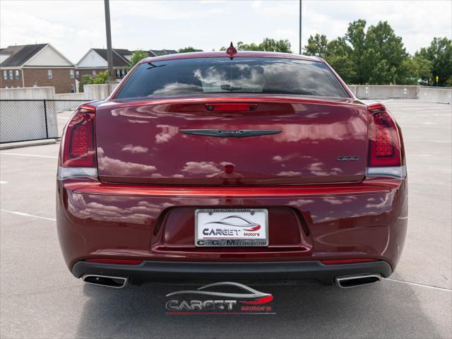 2023 chrysler 300 touring