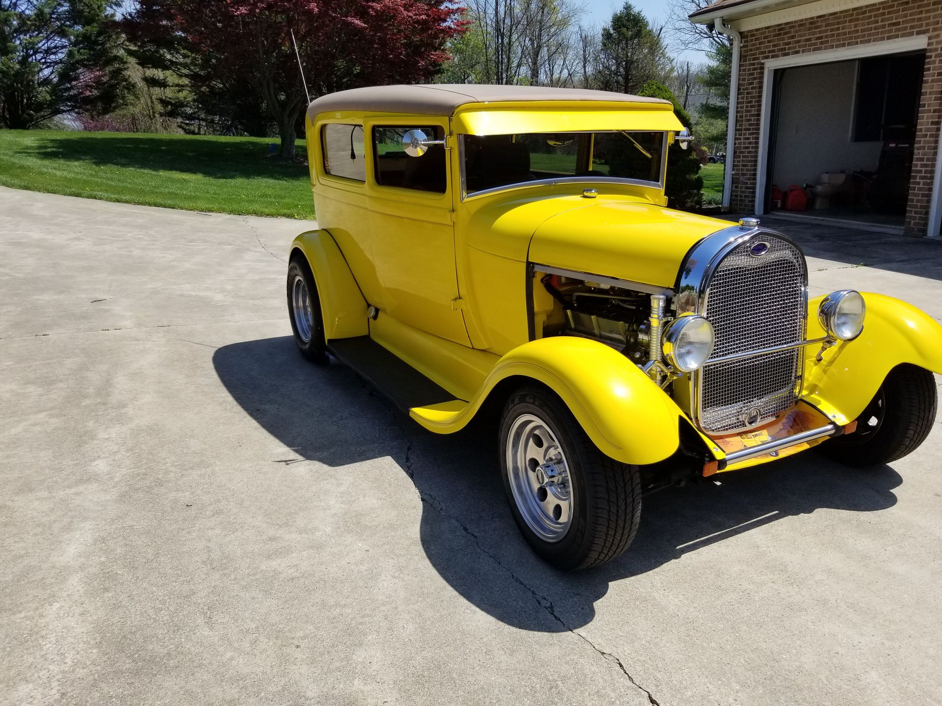 1928 ford model a tudor street rod with a 347 stroker v-8
