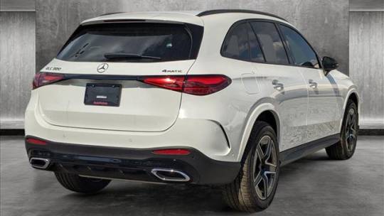 2025 Mercedes-Benz GLC