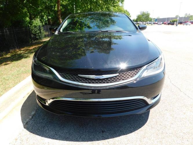 used 2016 chrysler 200 limited fayetteville, ar 72704 for sale in fayetteville, arkansas