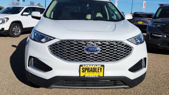 2023 Ford Edge