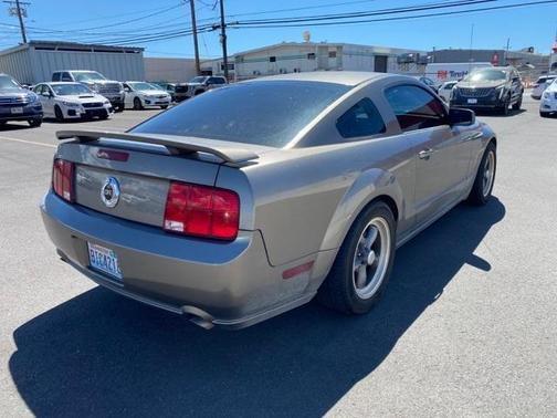 2005 ford mustang in saint louis, missouri