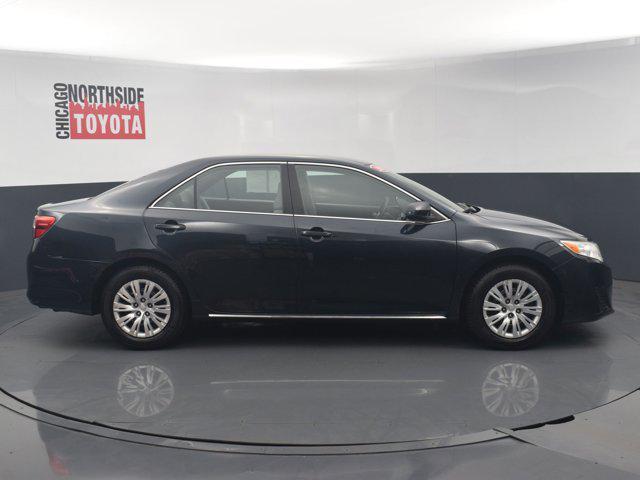 2014 toyota camry le