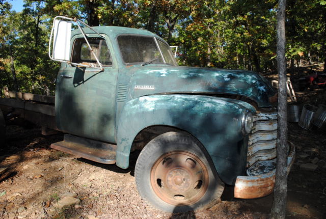 1952 chevrolet chevy 3600 long truck pickup