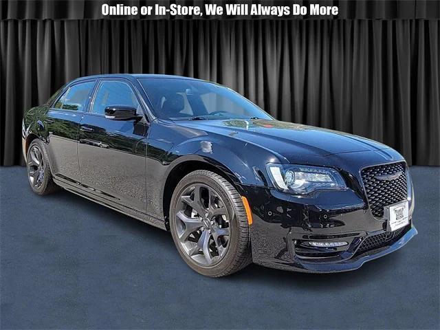 2023 chrysler 300 300s