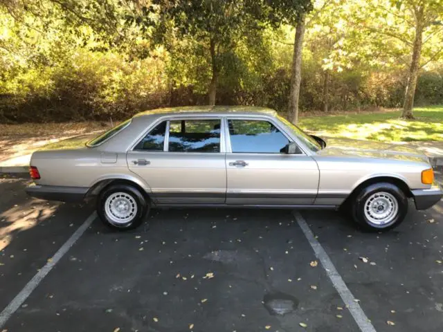 1985 mercedes benz