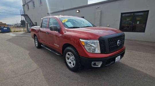 2017 Nissan Titan