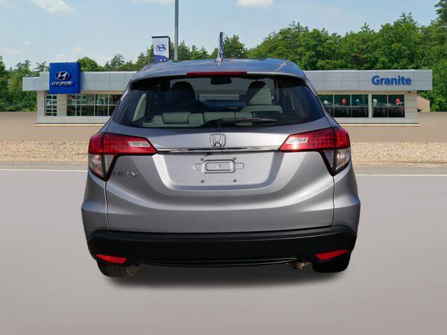 2021 honda hr-v lx