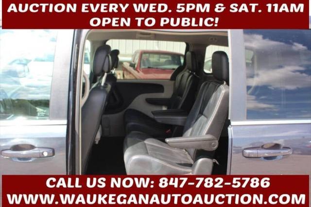 2014 chrysler town & country touring