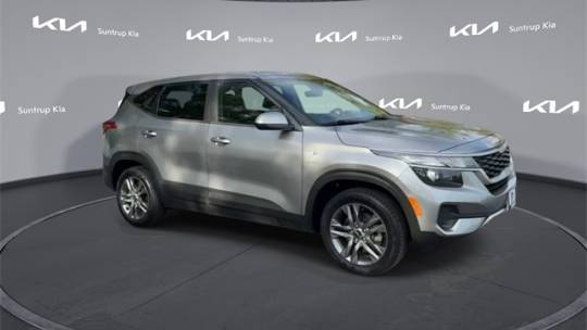 2023 kia seltos lx