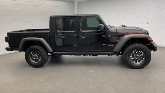 2024 Jeep Gladiator