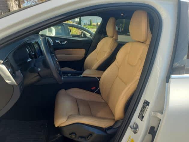 2021 volvo xc60 recharge plug-in hybrid t8 inscription