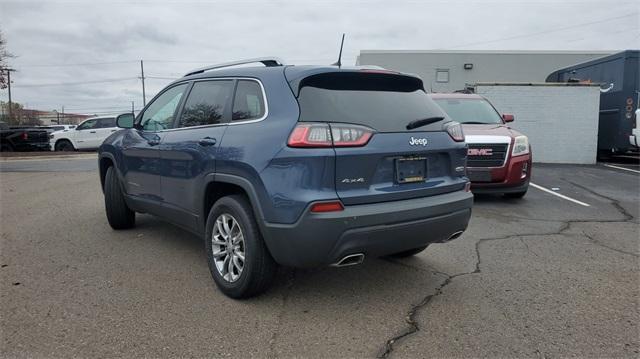 2021 jeep cherokee latitude lux