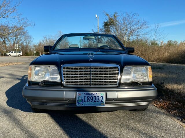 1994 e320 cabriolet black w/ grey leather