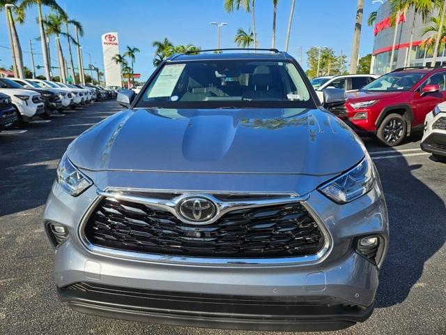2020 toyota highlander limited