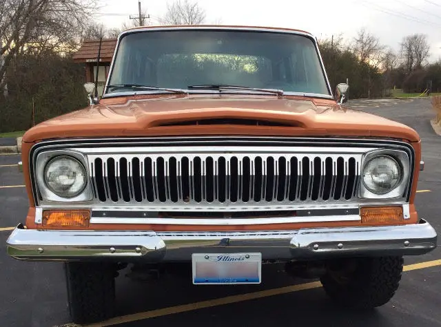 1977 jeep wagoneer, 2 owners, 61k miles, great condition!
