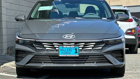 2024 Hyundai Elantra