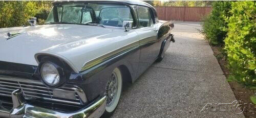1957 ford galaxy 500 skyliner 312v8 fsbo