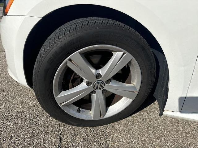 2013 volkswagen passat 2.5 se