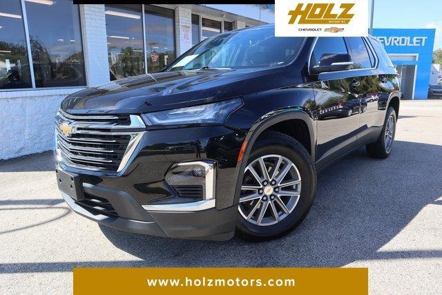 2023 chevrolet traverse lt leather