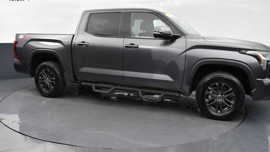 2023 toyota tundra sr5
