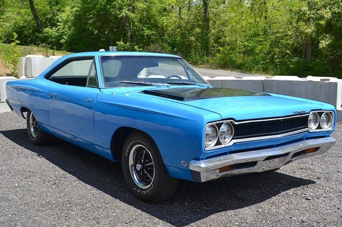 1968 plymouth road runner 383 auto super sharp