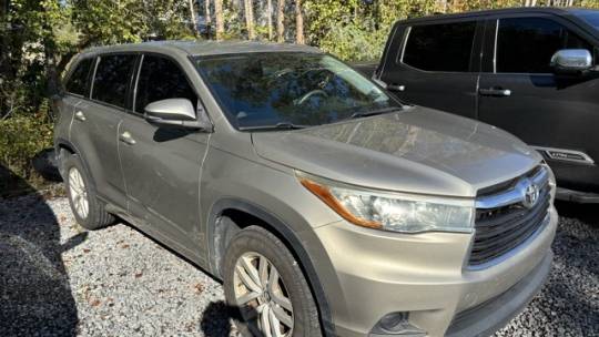 2016 toyota highlander le