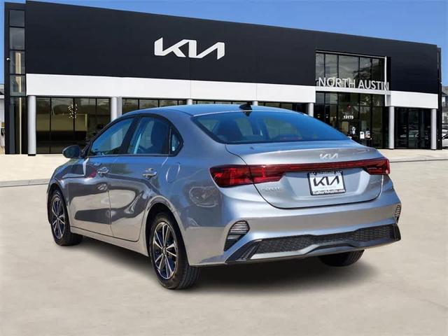 2024 kia forte lxs