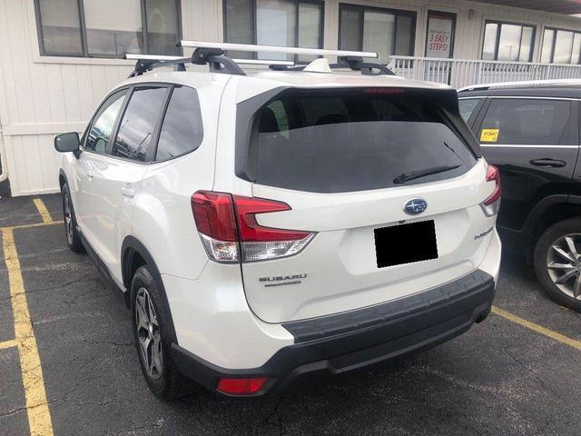 2022 subaru forester premium