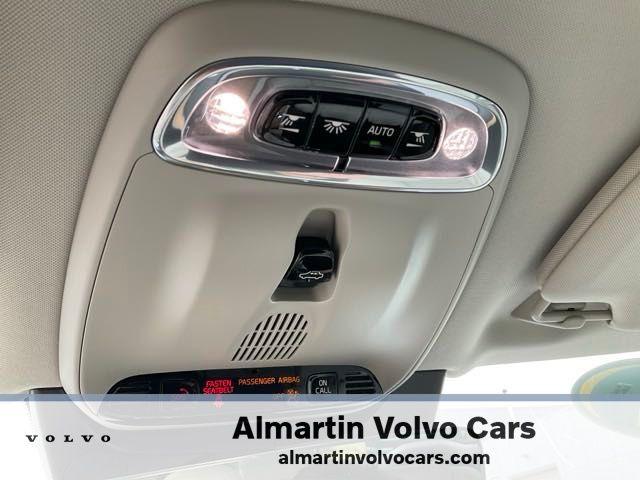 2022 volvo xc90 t6 awd momentum 7 seater