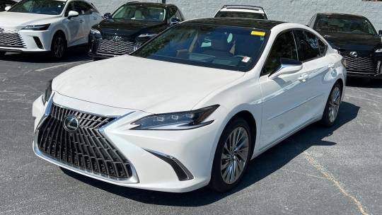 2022 Lexus ES