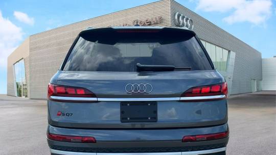 2025 Audi SQ7