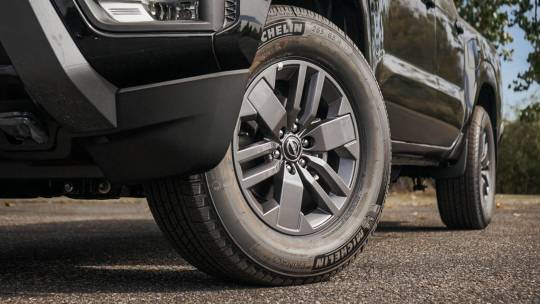 2025 Nissan Navara (Frontier)