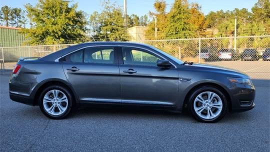 2015 Ford Taurus