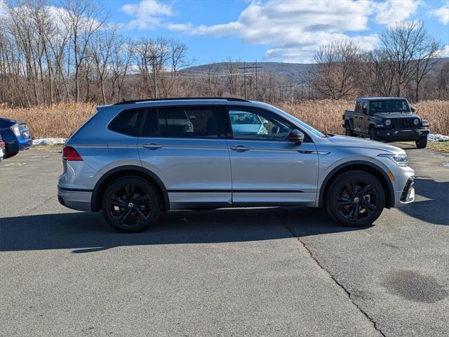 2024 volkswagen tiguan 2.0t se r-line black 4motion