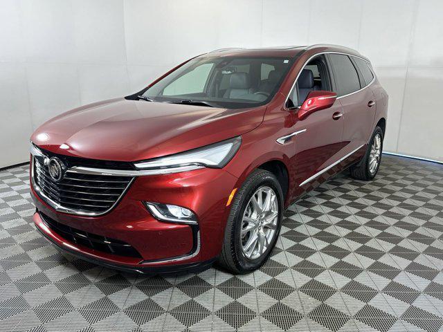 2023 buick enclave essence awd
