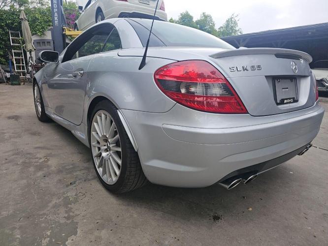 2006 mercedes-benz slk-class in woodland hills, california