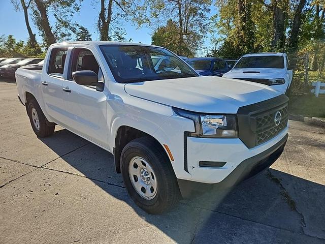 2022 nissan frontier s