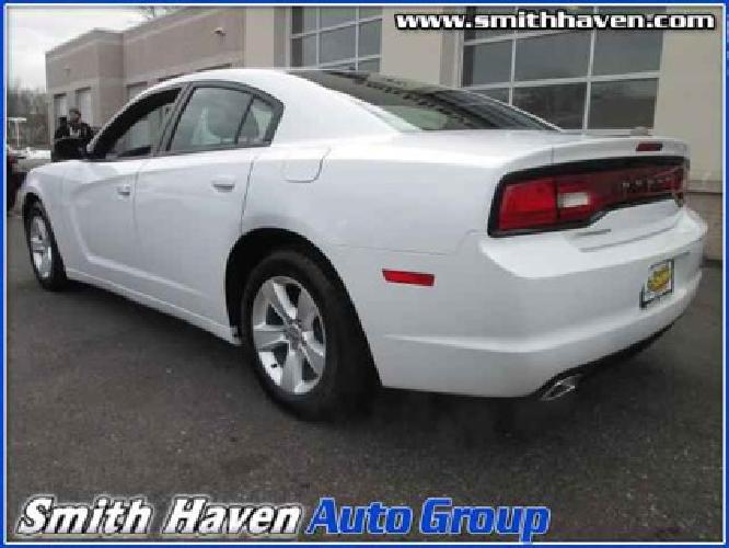 2012 dodge charger se in saint james, ny
